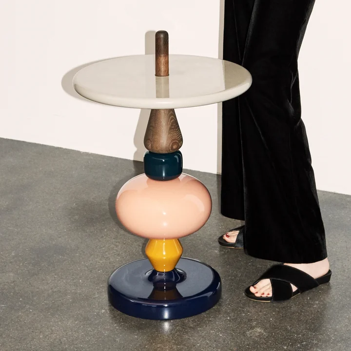 &Tradition - Shuffle MH1 Beistelltisch, spectrum lackiert / glänzend