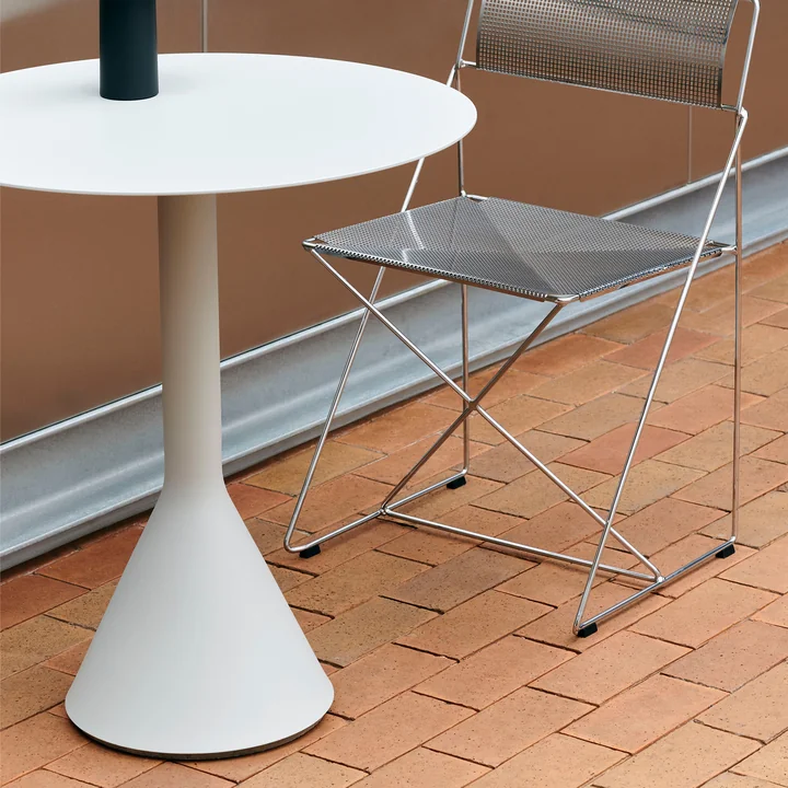 HAY - Palissade Cone Bistrotisch Ø 70 x H 74 cm, sky grey