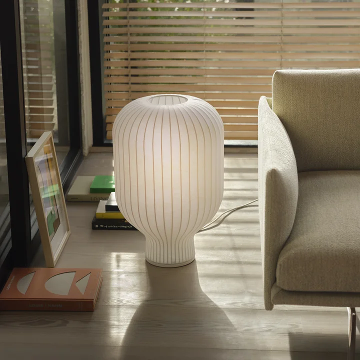 Muuto - Strand Tischleuchte, weiß, H 59 cm