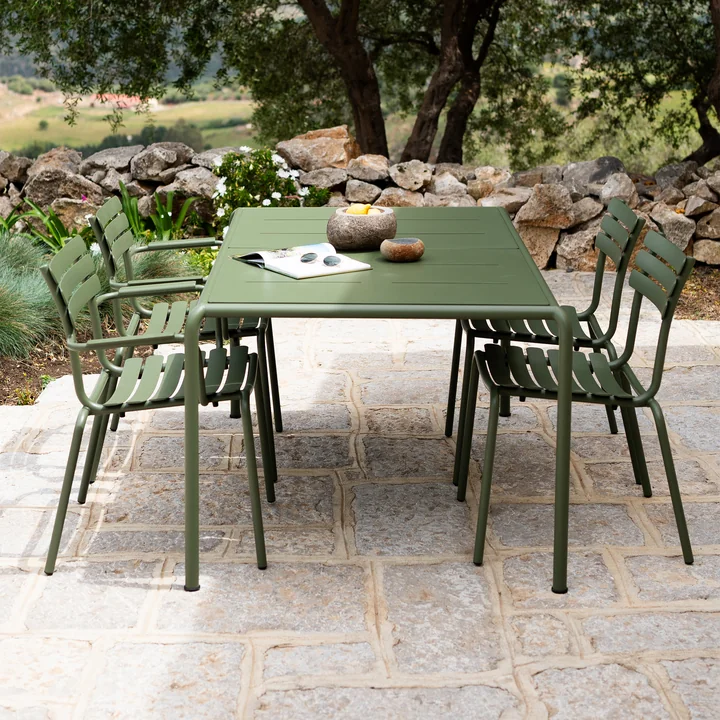 HOUE - Avanti Outdoor Esstisch, 153 x 98 cm, olive green, Alua Outdoor Dining Stuhl
