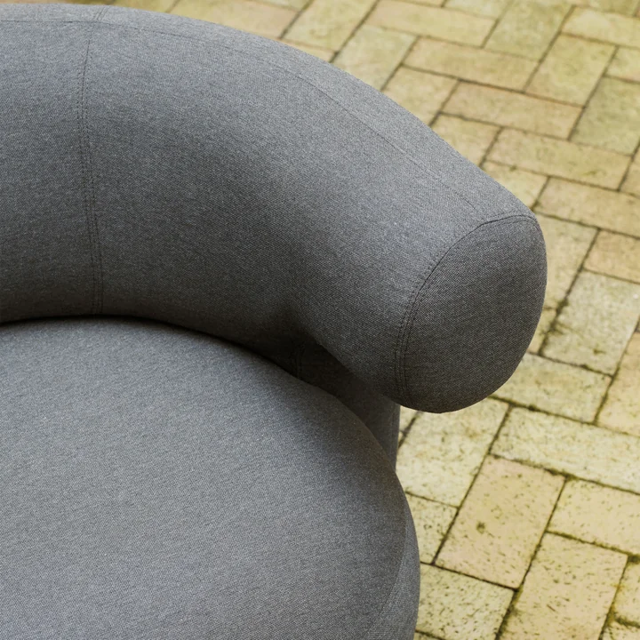 Normann Copenhagen - Burra Outdoor Lounge Chair mit Rückdrehfunktion, chestnut (Natté 10102)