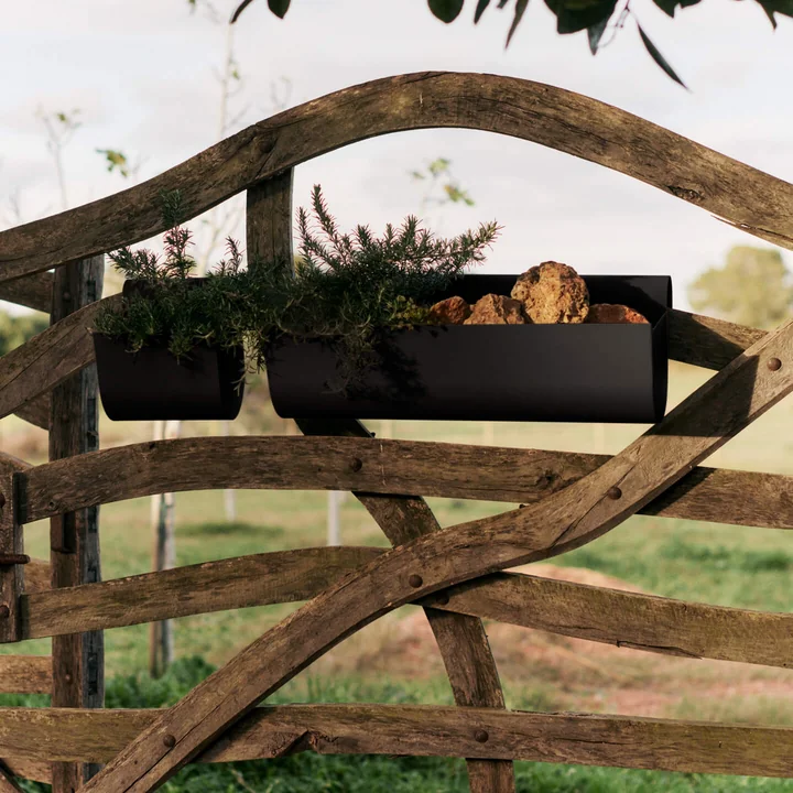 Ferm Living - Uma Balkonkasten, small und large, schwarz