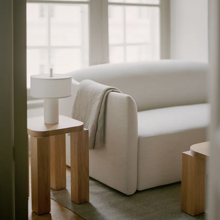 New Works - Margin Portable LED Tischleuchte mit Akku, weiß