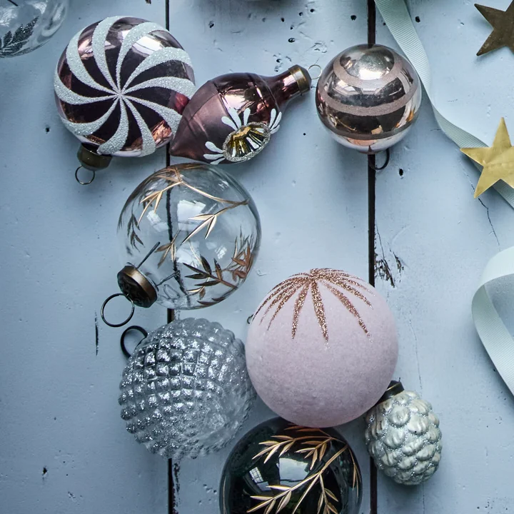 House Doctor - Leaf Ornament, Ø 7,5 cm, klar / gold