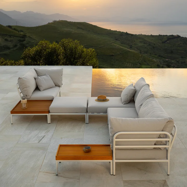 HOUE - Level 2 Sofa, muted white / ash, Couchtisch 81 x 81 cm bambus, muted white