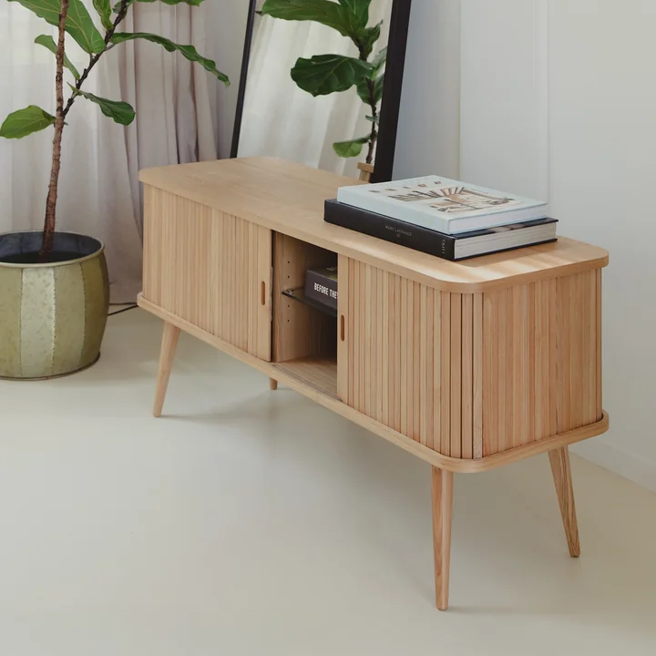 Zuiver - Barbier Sideboard mit Schiebetüren, Esche