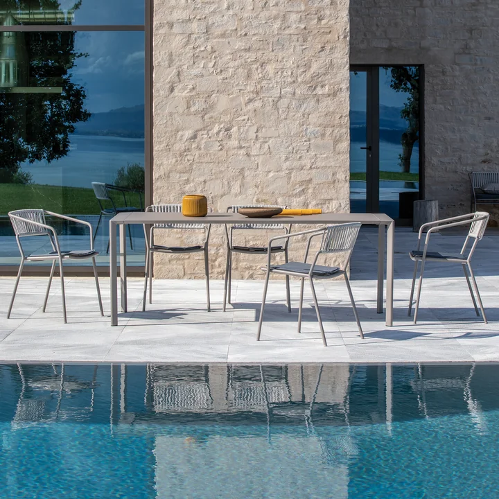 Vermobil - Slot Armlehnstuhl und Fox Tisch, taupe