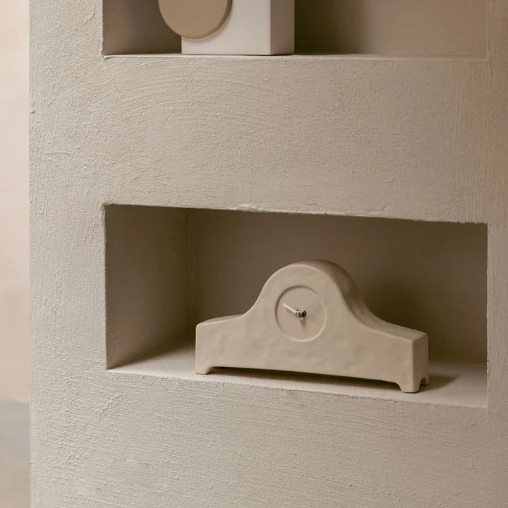 Zuiver - Grandma Tischuhr, weiß