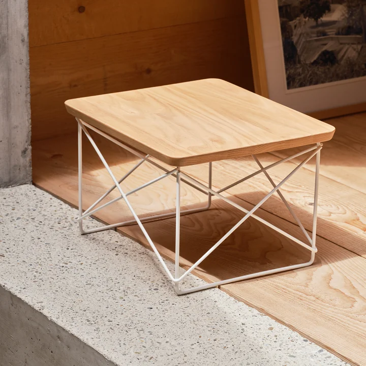 Vitra - Eames Occasional Table LTR, Kastanie / weiß