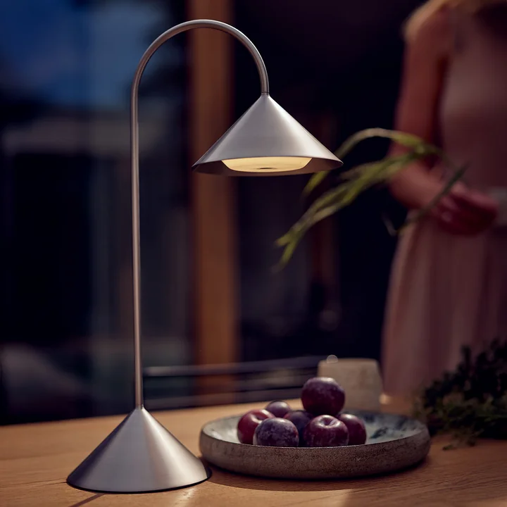 Frandsen - Grasp LED Akku-Stehleuchte, H 47 cm, edelstahl gebürstet