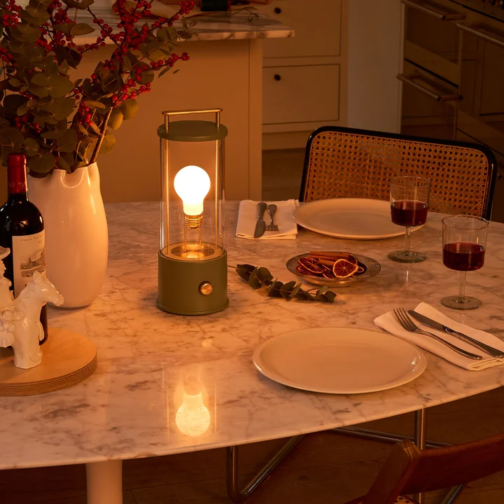 The Muse LED Akku-Tischleuchte von Tala