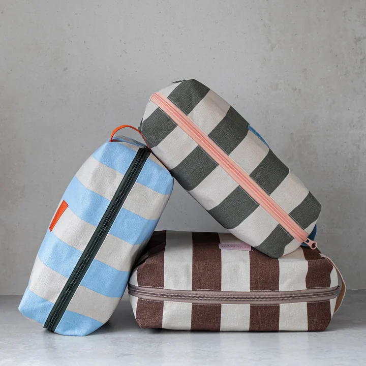 Mette Ditmer - BRING IT Kosmetiktasche, 26 x 20 cm, braun