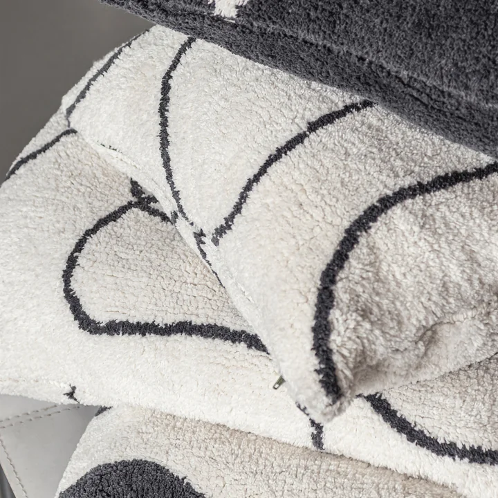 Mette Ditmer - Shadow Kissenbezug, getuftet, off-white