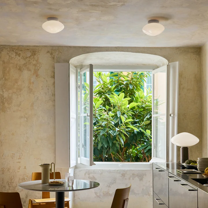 &Tradition - Mist AP22 Deckenleuchte / Wandleuchte, Ø 25 cm, matt weiß