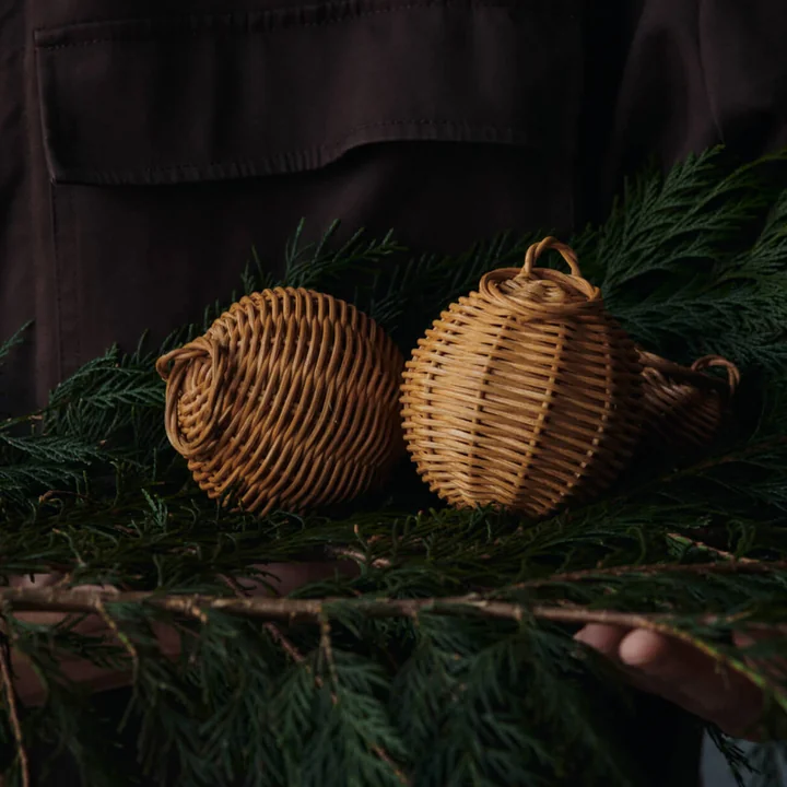 Ferm Living - Braided Baubles Weihnachtsschmuck, natur (2er Set)