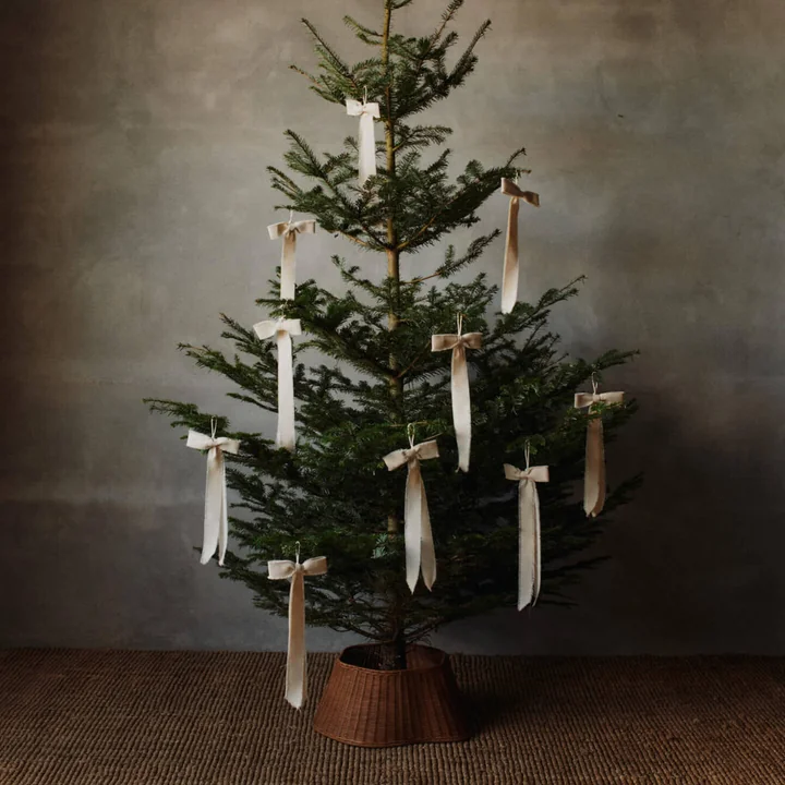 Ferm Living - Braided Christbaum-Umrandung, natur