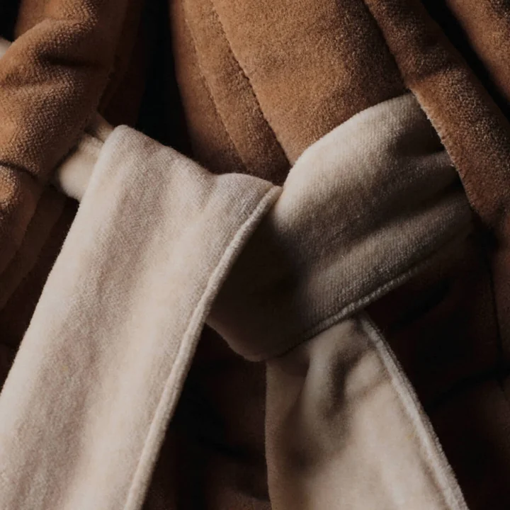 Ferm Living - Vari Geschenkesack, braun (Samt)