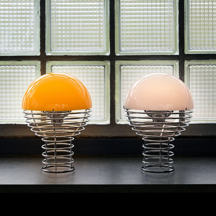 Verpan - Wire LED Tischleuchte mit Akku, Ø 18 cm, Chrom / orange und Chrom / weiß