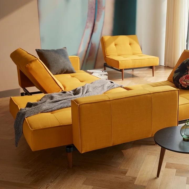 Innovation Living - Splitback Styletto Schlafsofa mit Armlehnen, burned curry (507 Elegance)