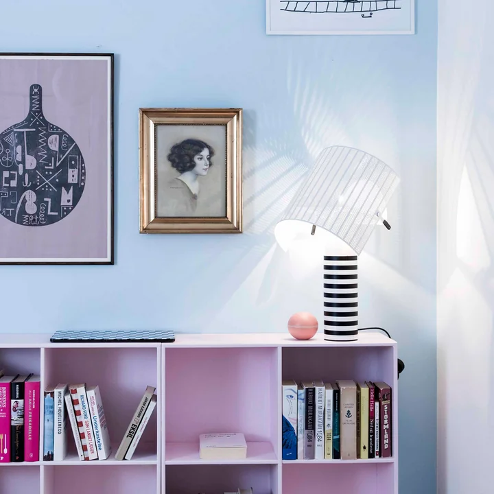 Shogun Tavolo Tischleuchte, weiß / schwarz von Artemide