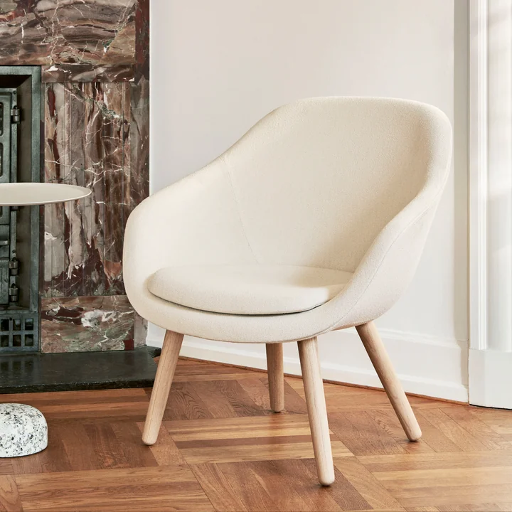 HAY - About a Lounge Chair AAL 82 Sessel, Eiche lackiert 