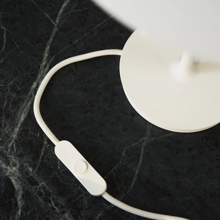 Louis Poulsen - PH80 Tischleuchte, opalweiß / weiß