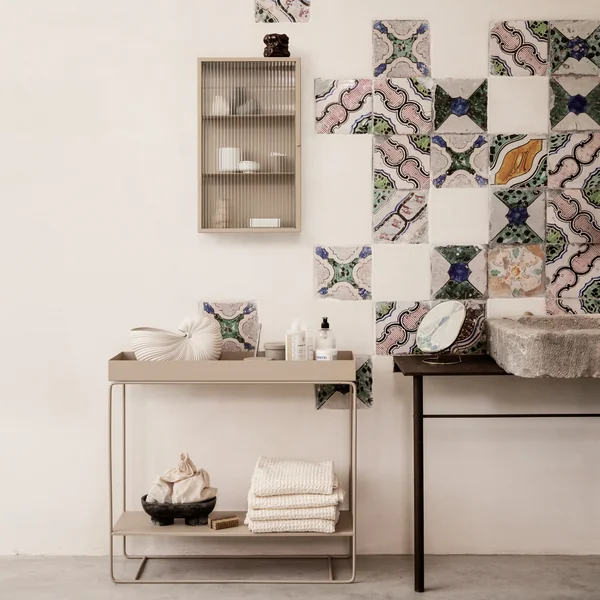 Duftkerze Tuck und Haze Wandschrank von Ferm Living