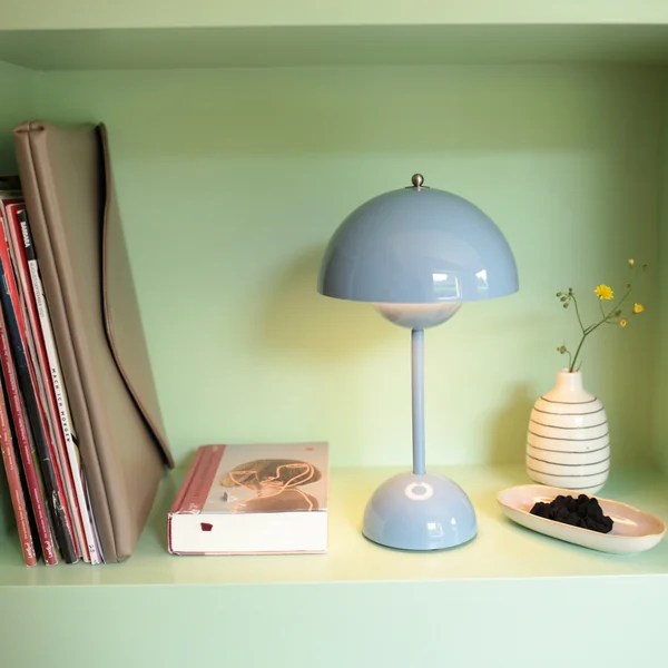 Homestory-Tischleuchte von &Tradition