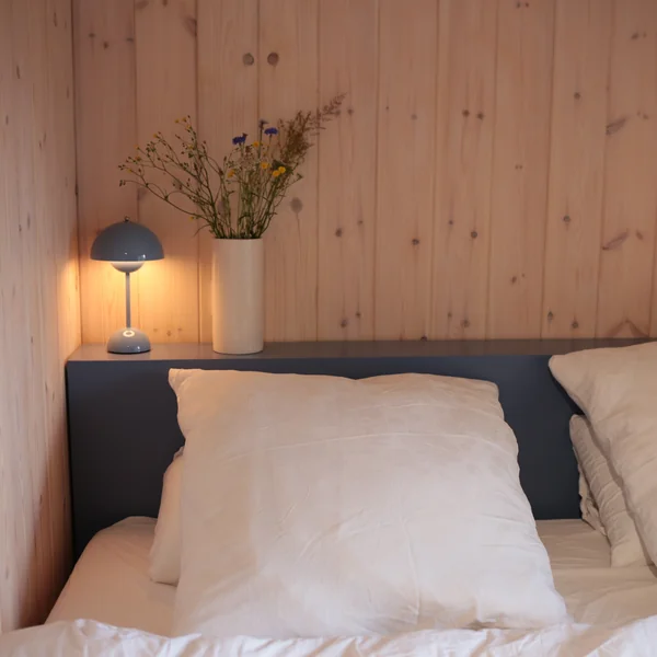 Homestory petitparadiso - Schlafzimmer - &Tradition - Flowerpot