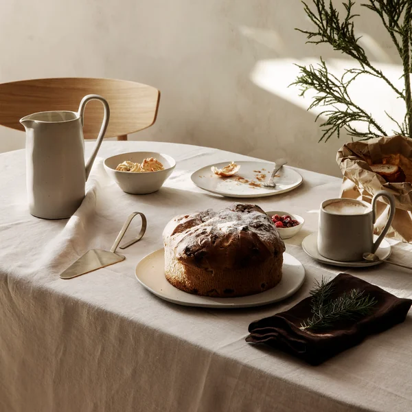 Die Flow Kollektion von Ferm Living in der Ausführung off-white