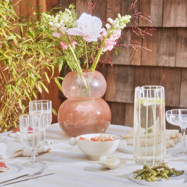 Die organische Lasi Vase von OYOY