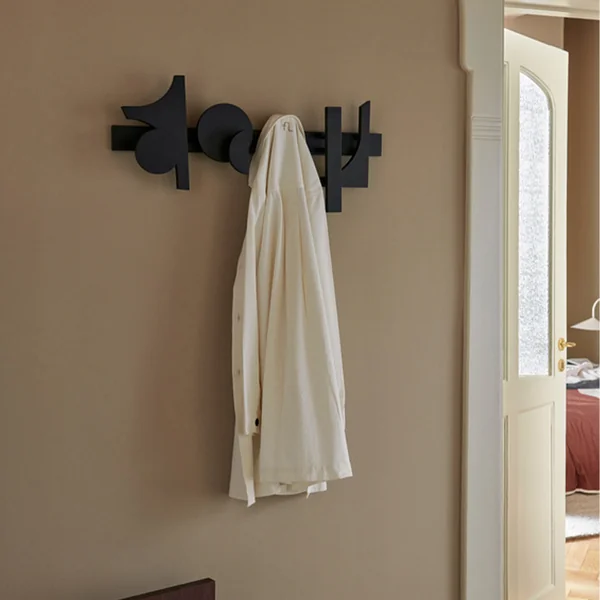 Cupe Wandgarderobe von Ferm Living