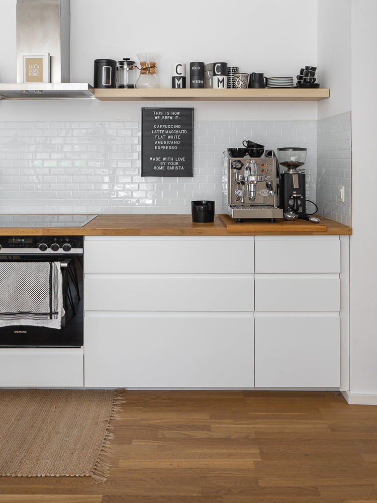 Design Letters - AJ Porzellan Becher, schwarz