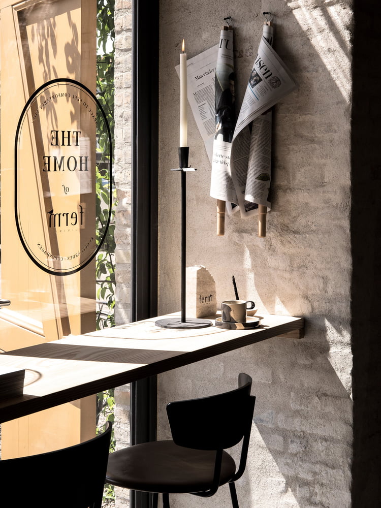 ferm Living - Hoy Casted Kerzenhalter H 55 cm