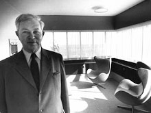 Arne Jacobsen im Raum 02